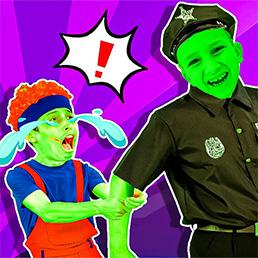 Castle Warfare Zombies vs Momo Cute Tower Defense